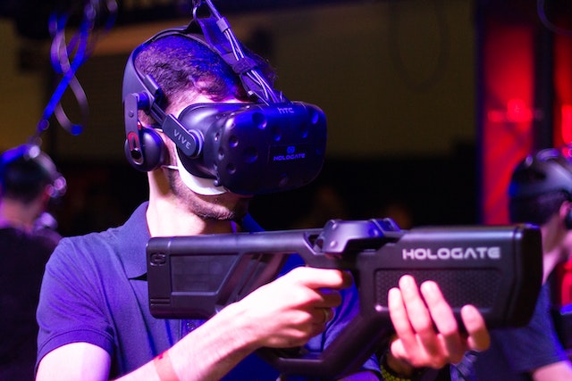 L’impact social des jeux en réalité virtuelle : Créent-ils plus de déconnexion ou de connexion ?