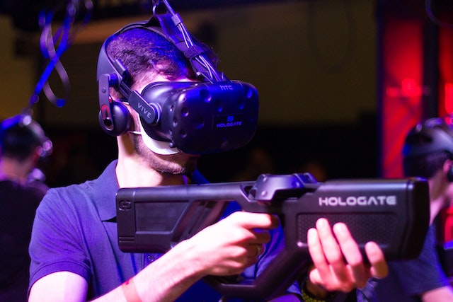 L&rsquo;impact social des jeux en réalité virtuelle : Créent-ils plus de déconnexion ou de connexion ?